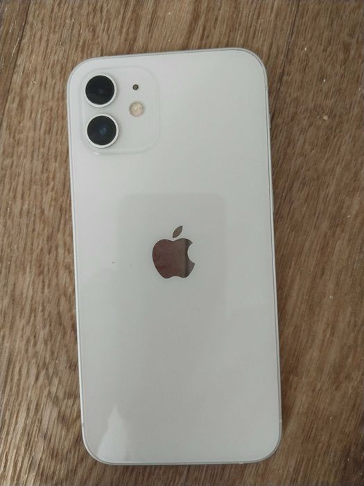 iPhone 12/ акб 100%