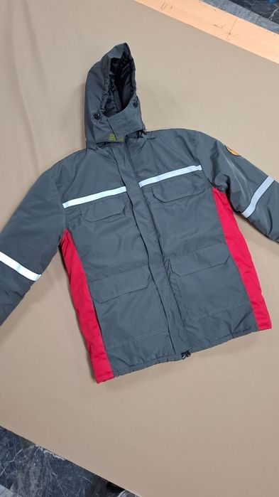 Продаётся плащевка