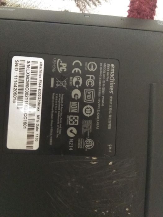 Ноутбук emachines e644