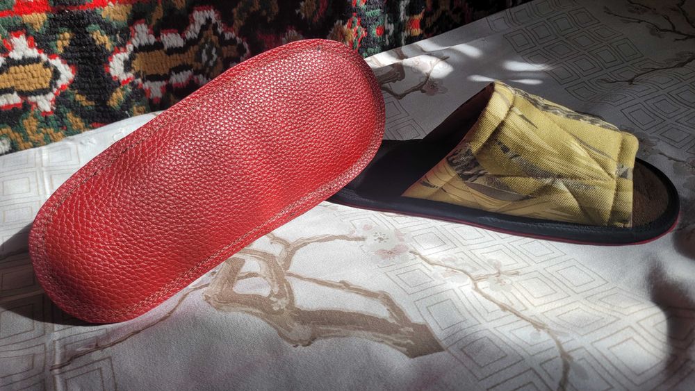 Пошив стильных и удобных домашних тапочек под заказ