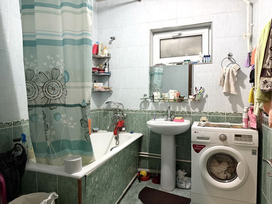 2-ух комн 2/3/4,Тузель1 галантрейка,77-сертя Кирпичный дом.Под Ипотеку