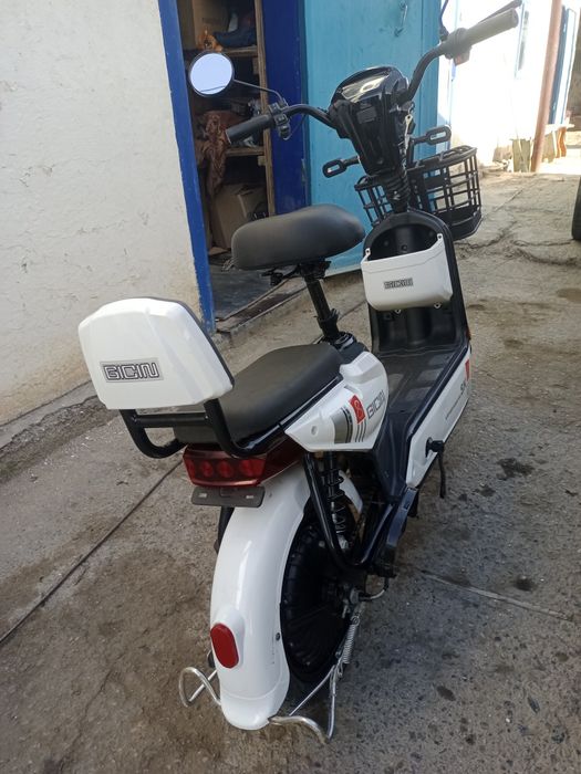 Электрооооскутер