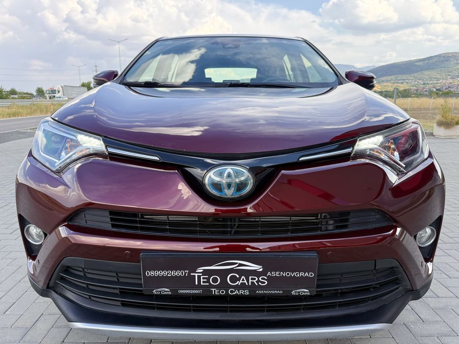 Toyota RAV 4 2.5 HYBRID 197к.с 2017г. FULL SERVICE