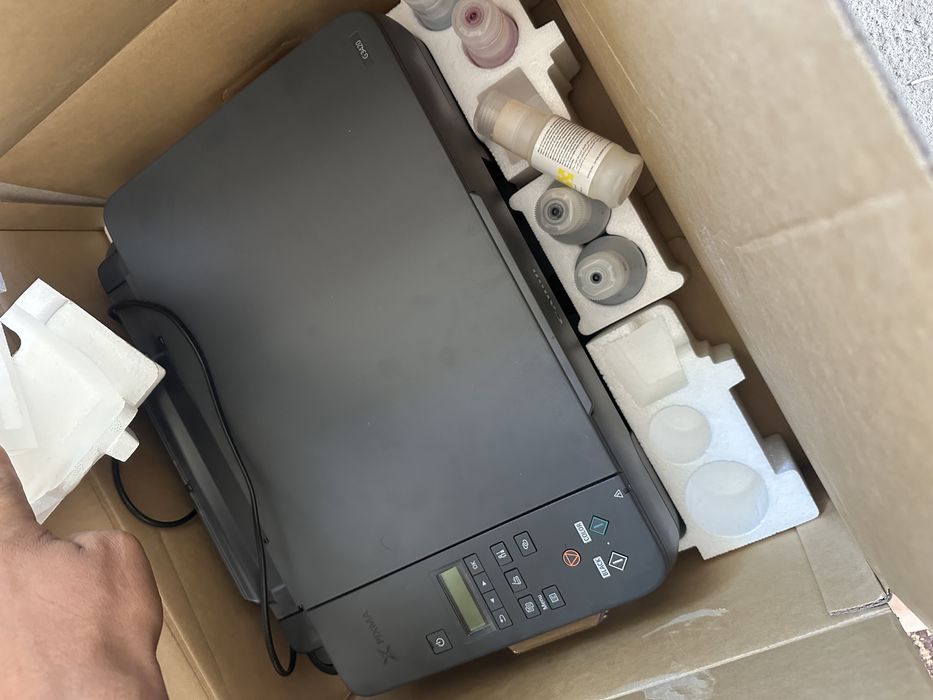 Printer Canon kopiya ham qiladi