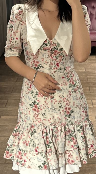 Платье в цветочный принт