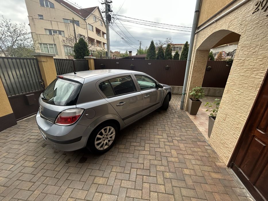 OPEL Astra 2004 — imagine 3