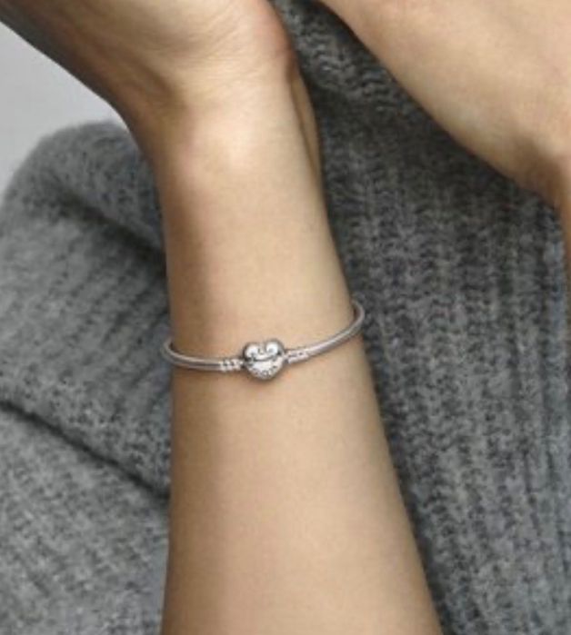 PANDORA сребърна гривна сърце