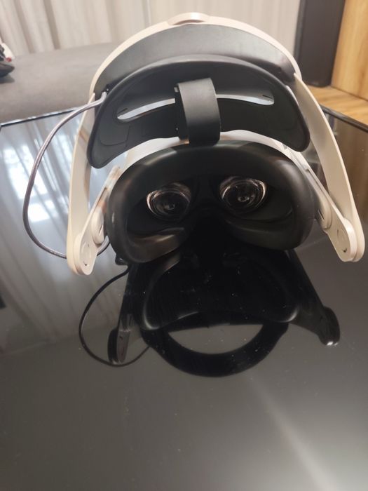 Oculus Quest 2 – 256 GB | Pachet Premium | Baterie + Stand