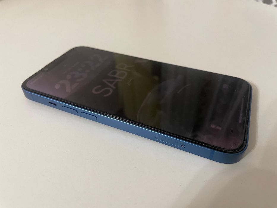 Айфон 13почти новый