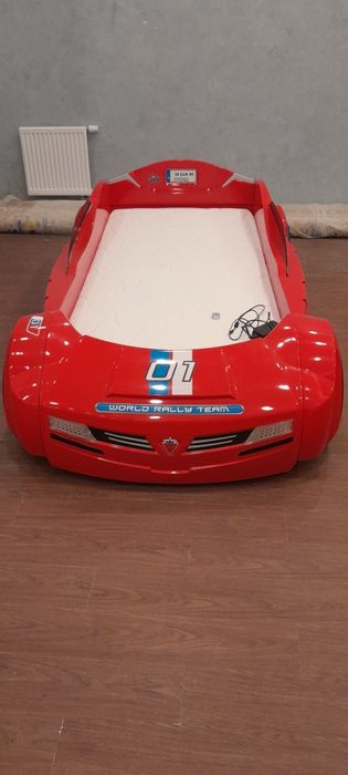 Продам машина кровать