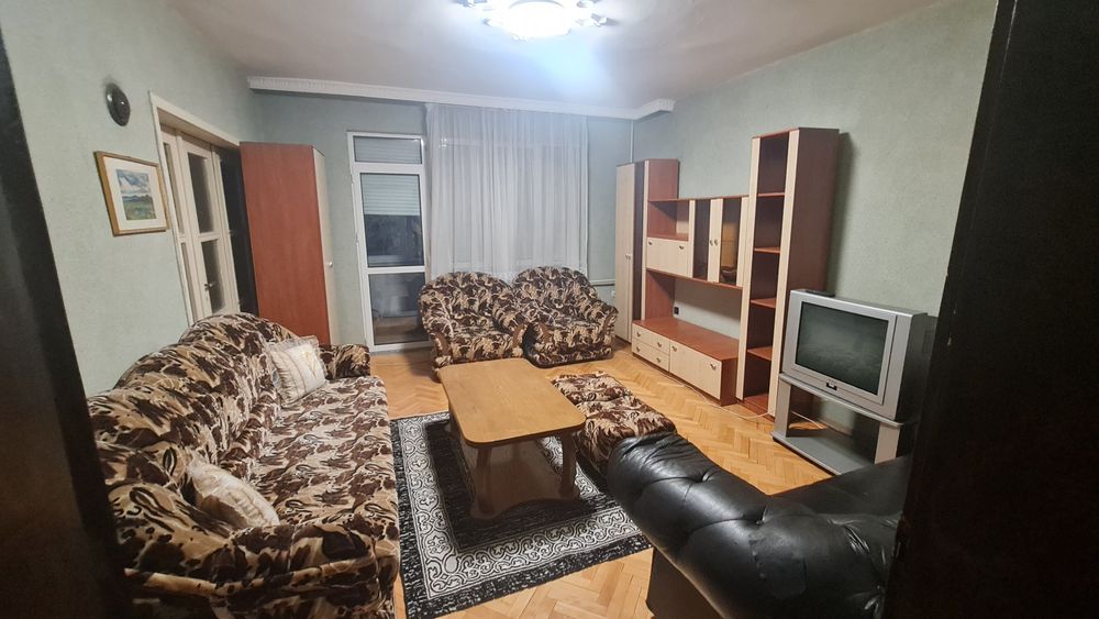 Продава се Четиристаен апартамент в Плевен, Широк център - 107 кв.м за 1402 €/кв.м - Снимка #3