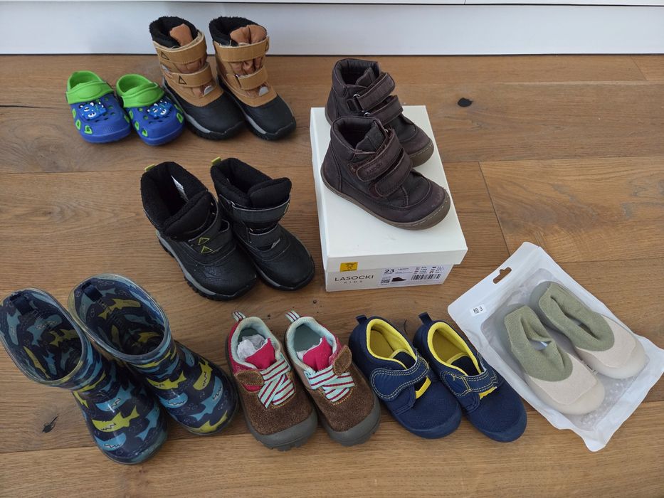 Incaltaminte baieti, interior si exterior, marimi 20-24