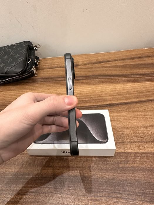 Айфон 15 про 256 гб