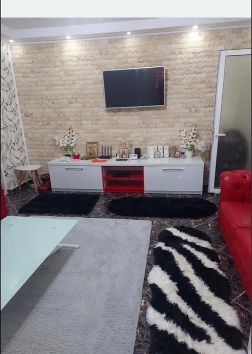 / Apartament  2  Camere  / Regim Hotelier / Zonă Centrală / Rm Sarat  Jud Buzău /