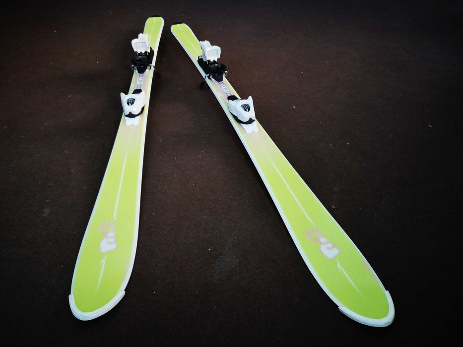 Schiuri ski schi clapari casti diferite marimi Stare IMPECABILA Ca NOI