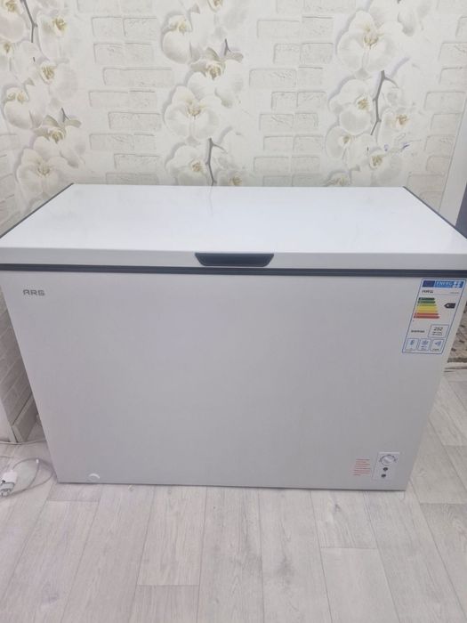 Продам Морозильник