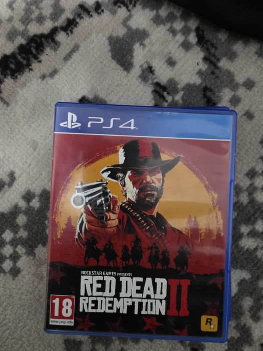 Продам PS 4 PRO ..1 терабайт память