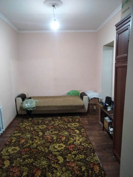 Toshkent shahar Sergili 3 sariq bola petsa yonida oilaga  beriladi