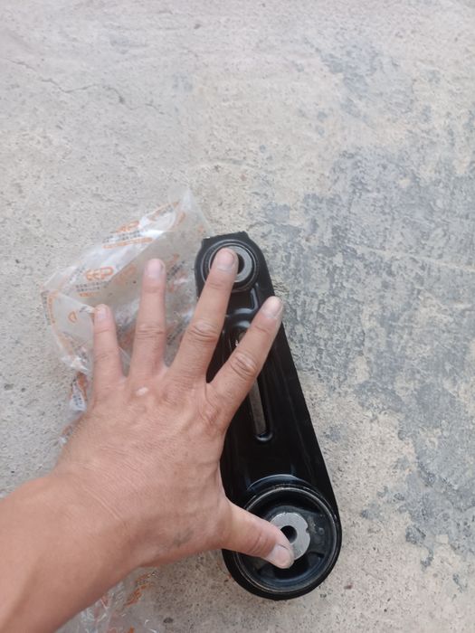 Падушка маторға Ниссан тоиота