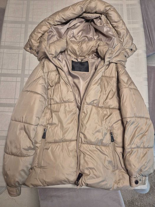 Дамско зимно яке Guess