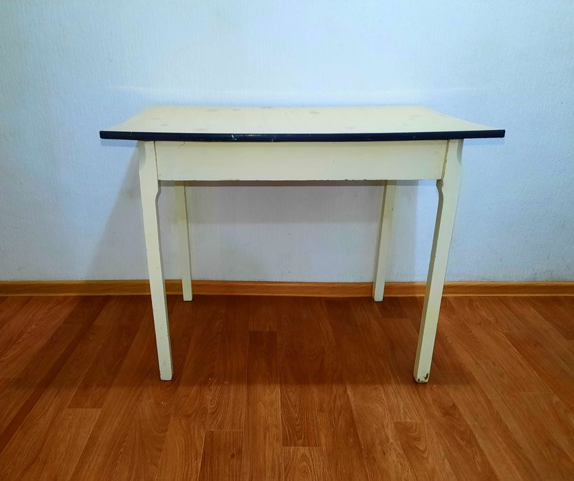 Стол кухонный 100х60 см