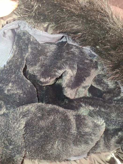 Зимна дамска шуба с подплатена качулка