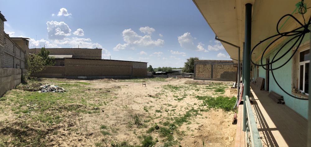 Урикзор махаллада 5 та 1.7 сотикдан ер майдони сотилади