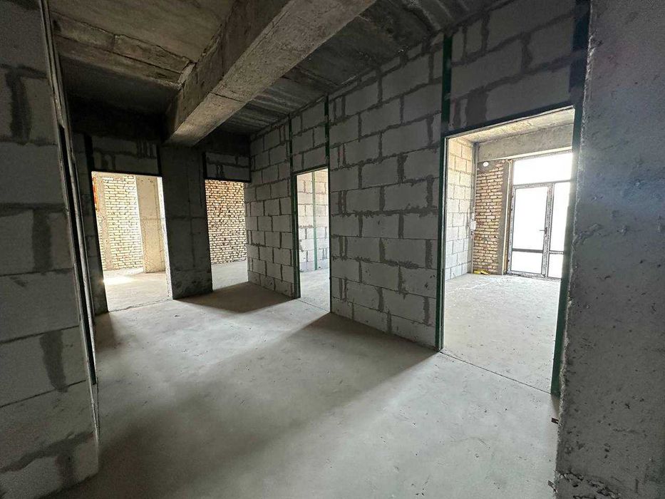 Продаётся 3х комн квартира на 7 этаже Ор-р 25 - 24 автобаза