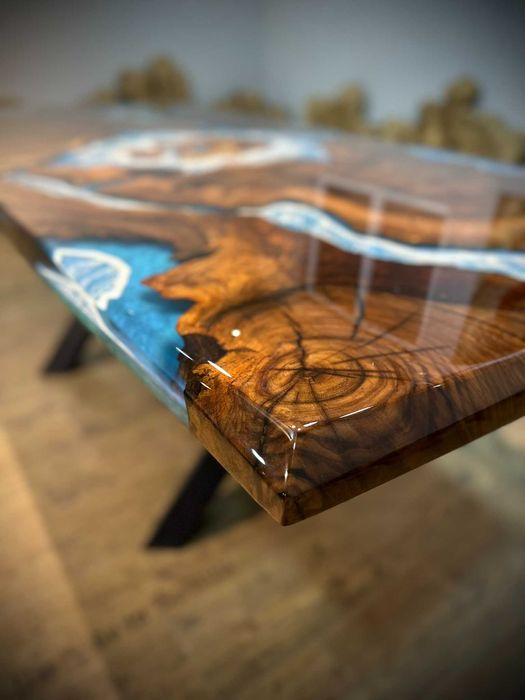 Луксозна епоксидна маса “Ocean” от орех – дизайнерска маса