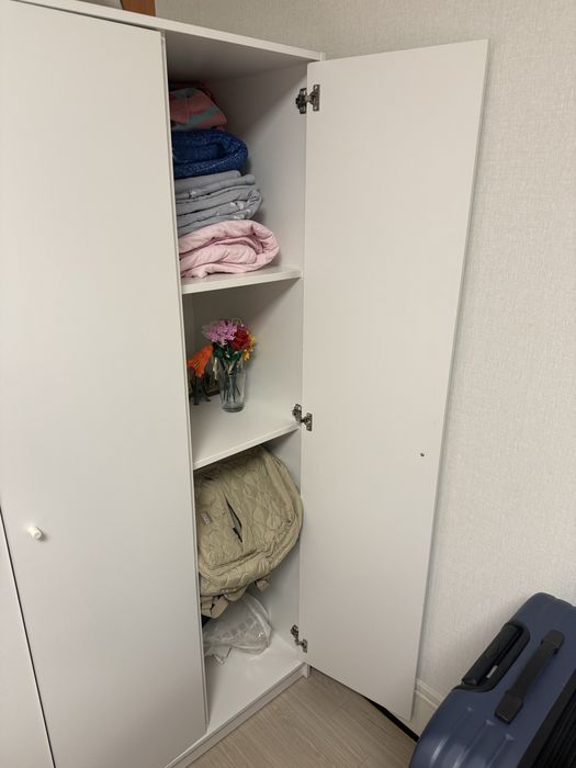 Продаю шкаф в нормальном состоянии