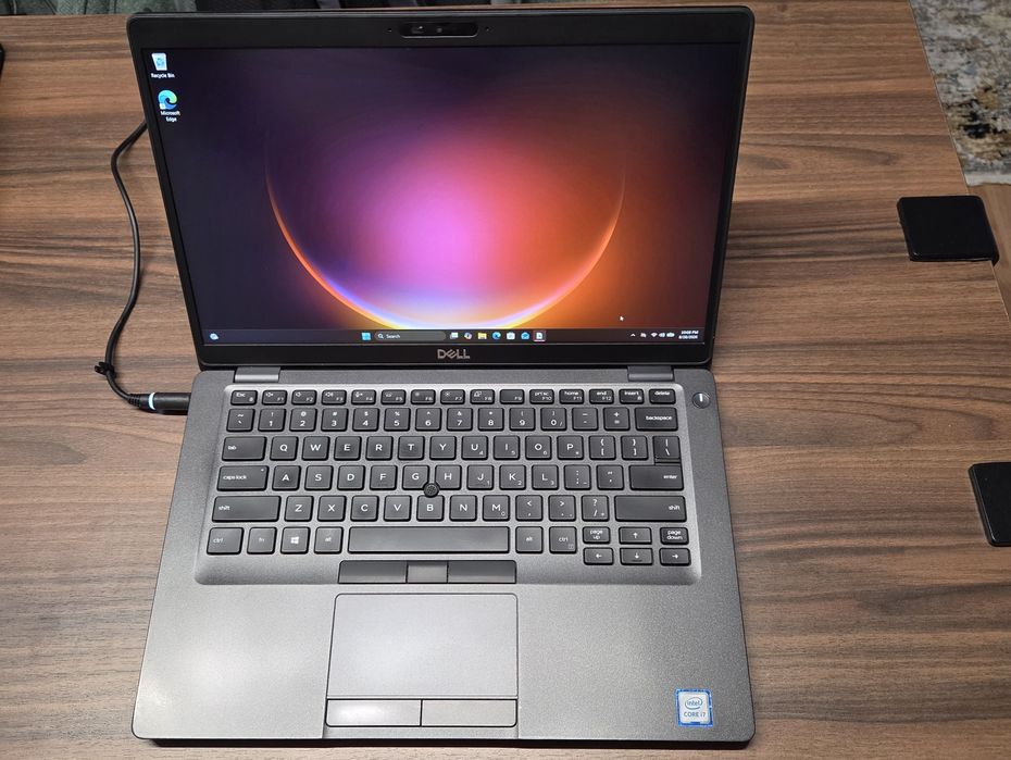 Dell Latitude 5400 14" - i7 / 8GB / 256GB SSD / Win 11 Licențiat (Ideal Școală)