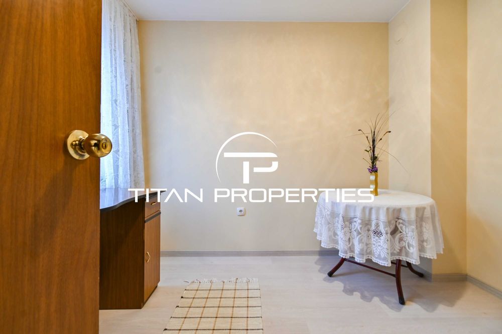 Дава се под наем Тристаен апартамент в София, Оборище - 75 кв.м за 765 € - Снимка #10