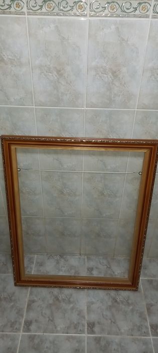 Продам рамку для картины