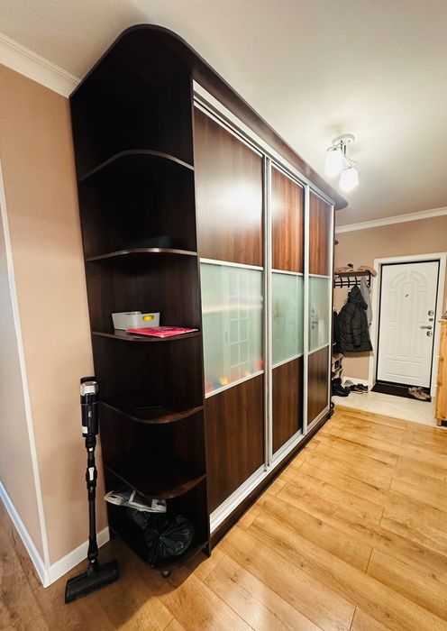 Продам Срочно Шкаф Купе