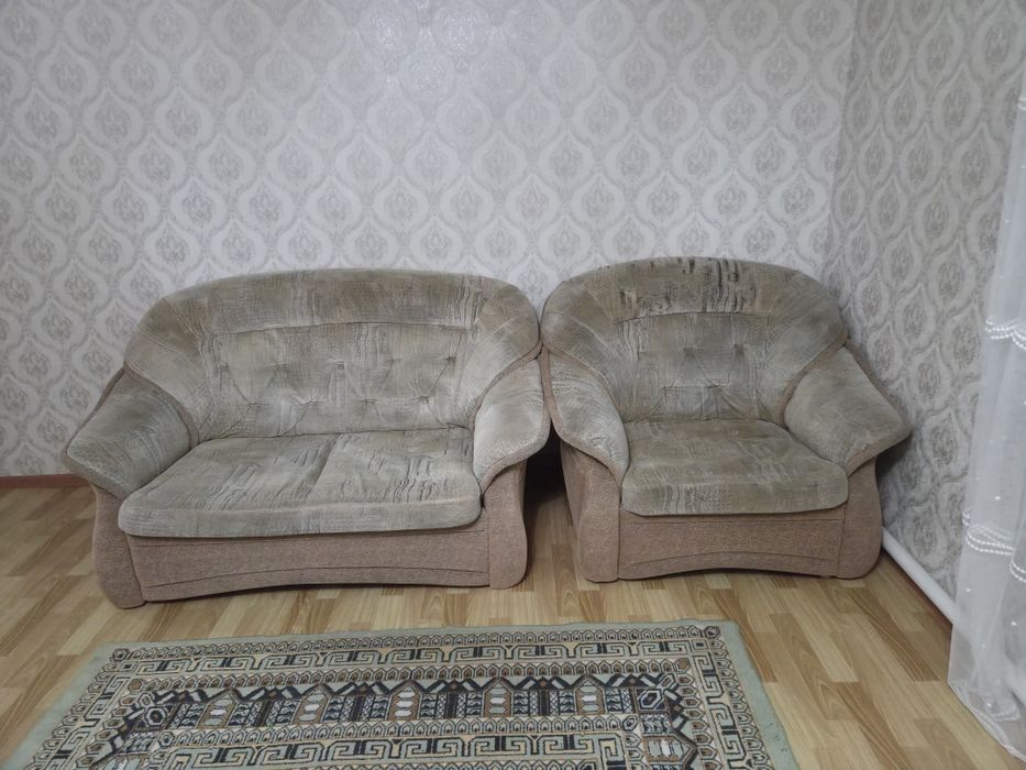 Продам диван и кресло.