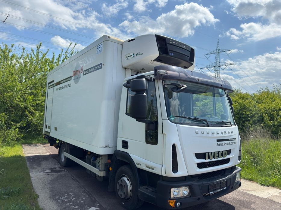 Transport marfa cu lift