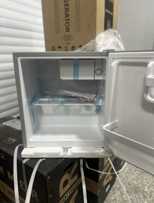 Мини-холодильники.