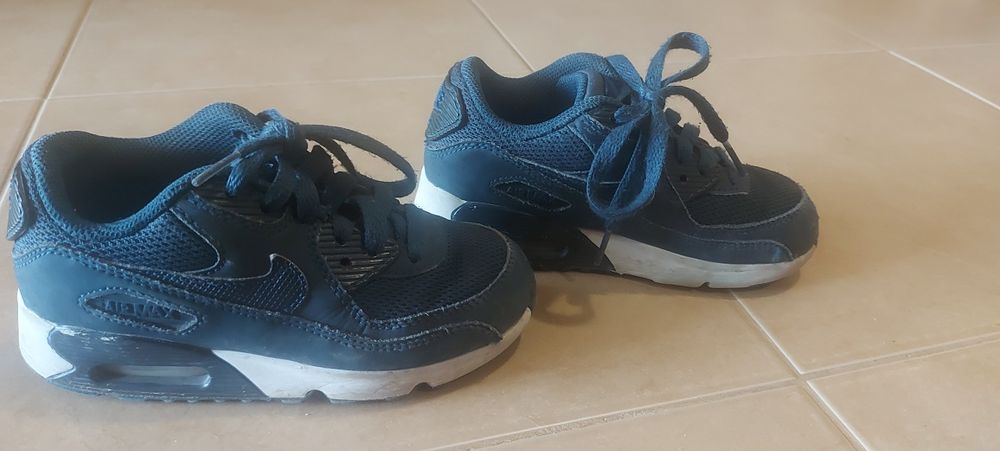 Маратонки Nike унисекс