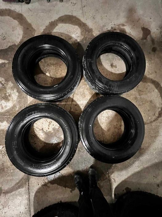 Bridgestone V-steel 215/75/17.5