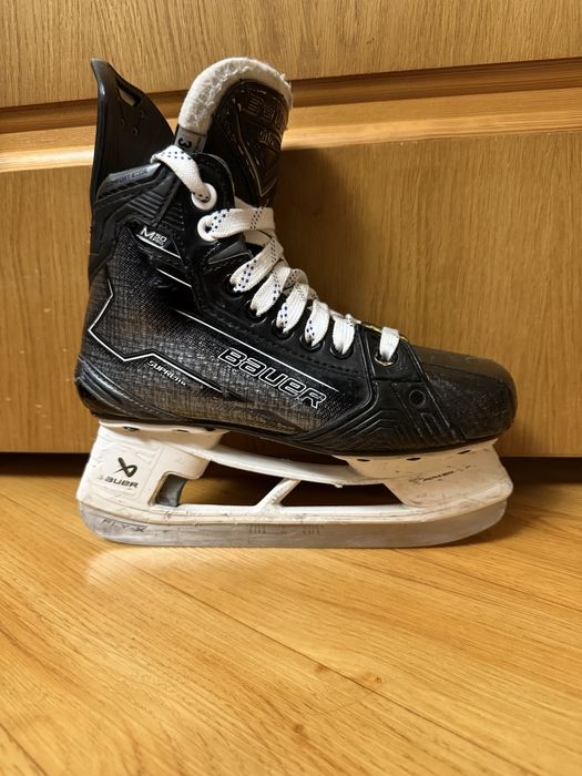 Продам хоккейные коньки