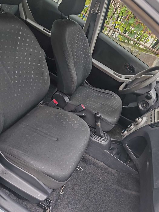 TOYOTA Yaris 2006 — imagine 3