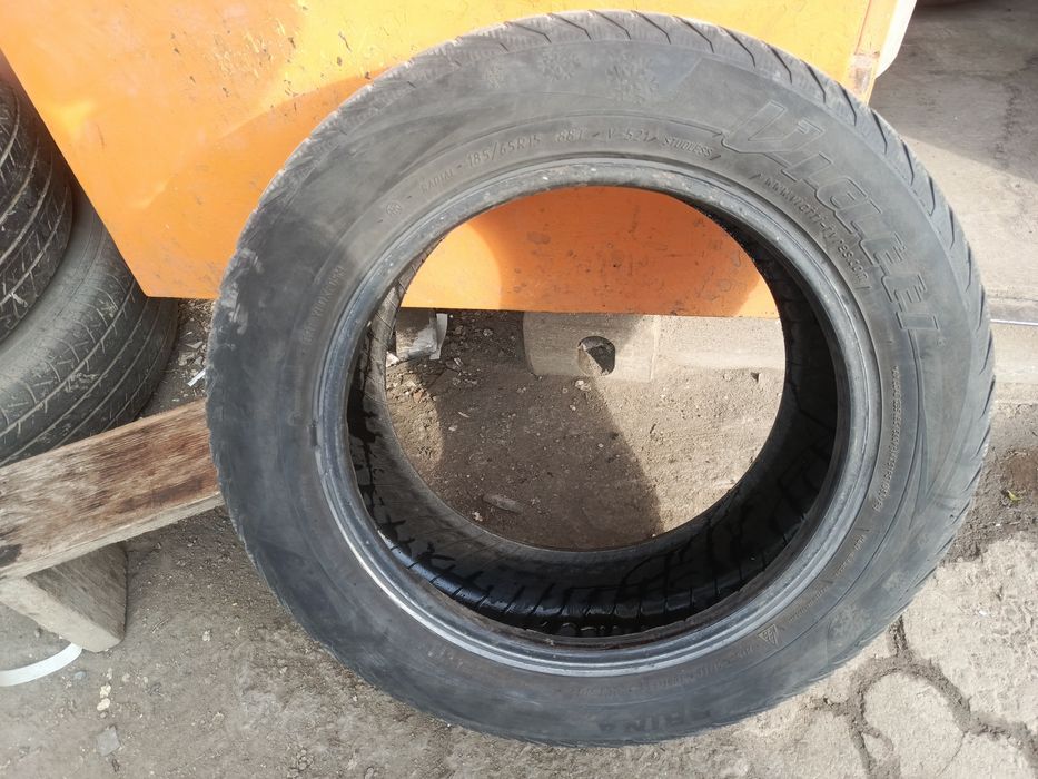 Продам зимние Шины R15