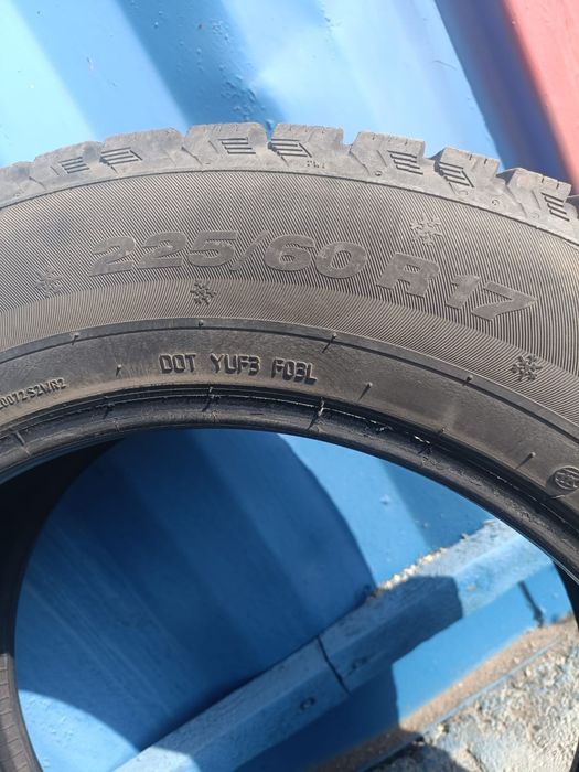 Шины б/у 225/60 R17