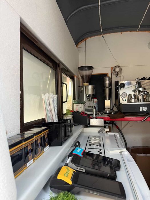 Vand Urgent Cafenea Mobila!!!