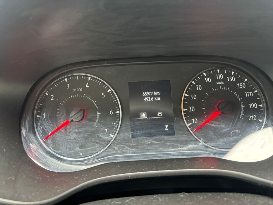 Vând Dacia Sandero avariat stepway 3 an 2021 motor 1.0 TCE 65997 km ...