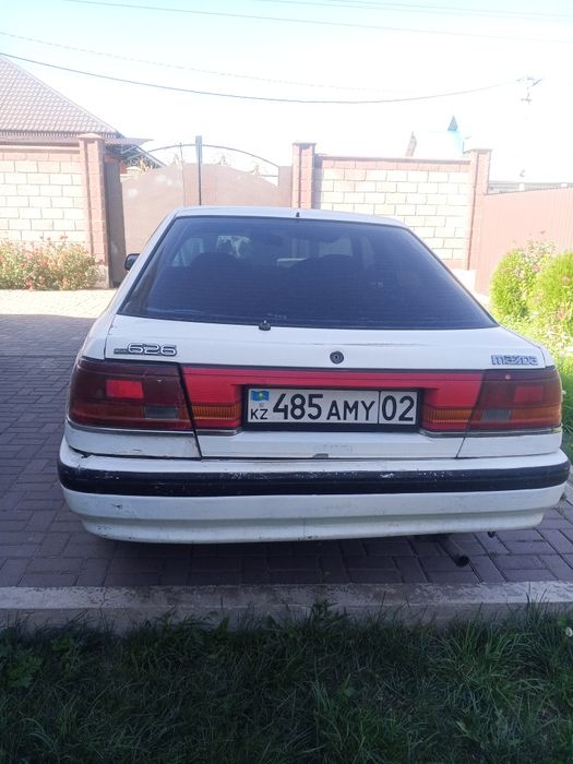 Мазда сатылады, Іргеліде