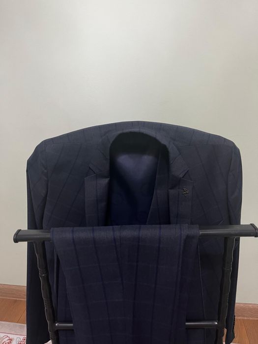 3 костюм, 1 пиджак, 2 бушлат