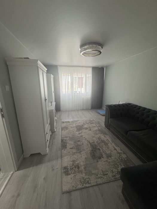 Apartament 2 camere de închiriat