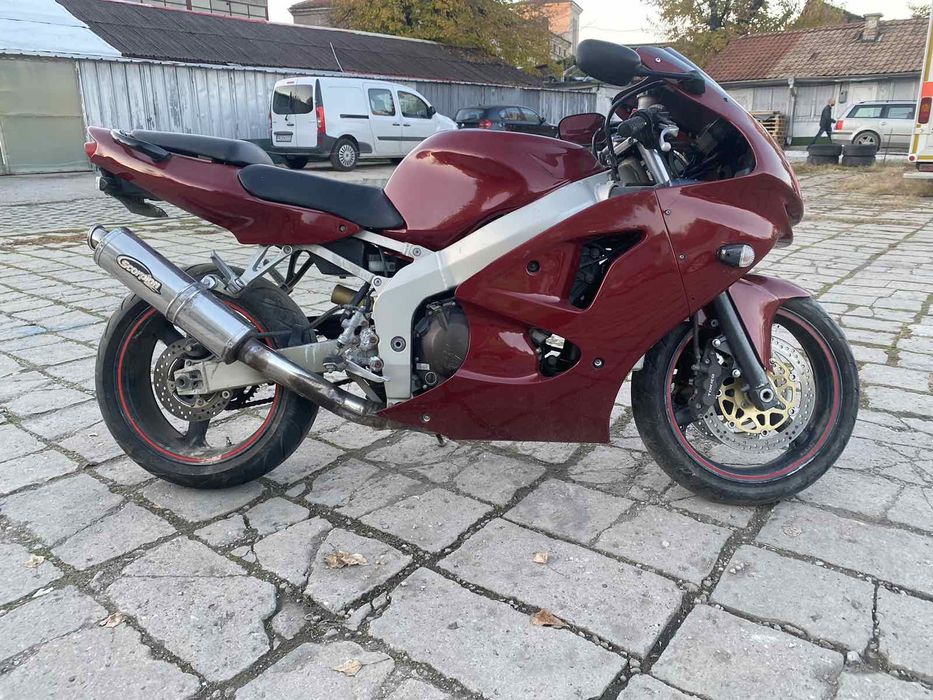 Kawasaki ZX6R 2000г. Кавазаки ЗХ6Р