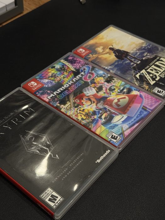 Nintendo Switch OLED + 3 игры